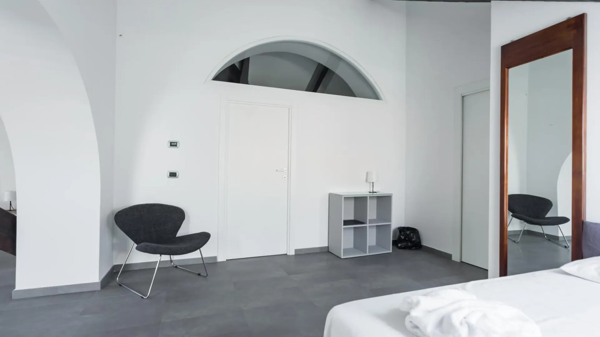 Duomo Loft In The City Centre By Dimorra Naples