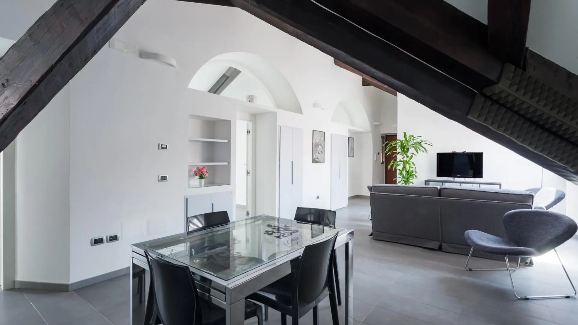 Apartment Duomo Loft In The City Centre By Dimorra Naples