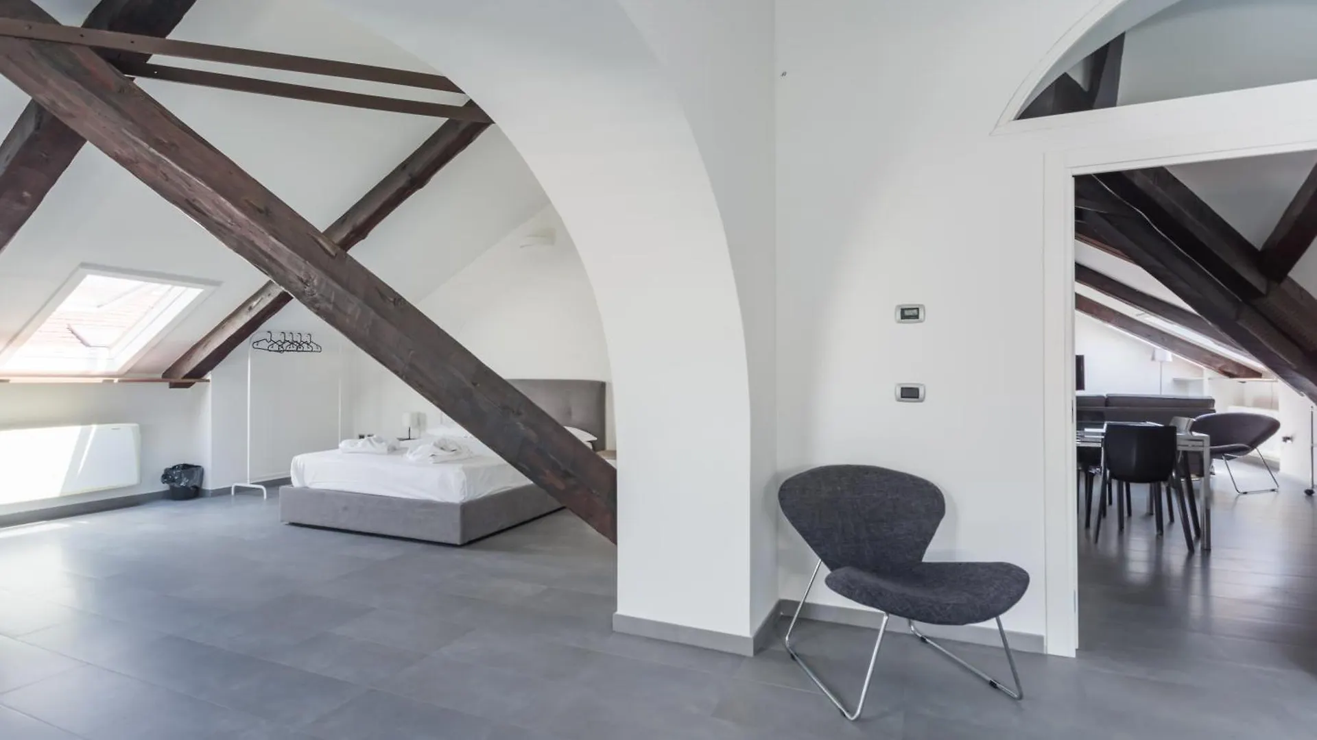 Apartment Duomo Loft In The City Centre By Dimorra Naples Italy