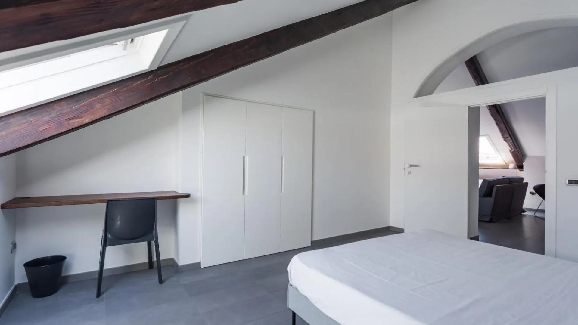 Lägenhet Duomo Loft In The City Centre By Dimorra Neapel
